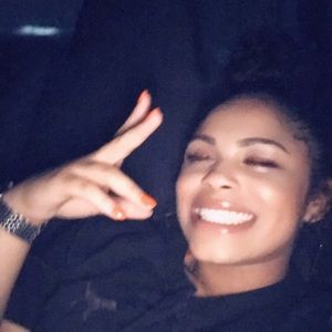 Meet your Posher, Fallon